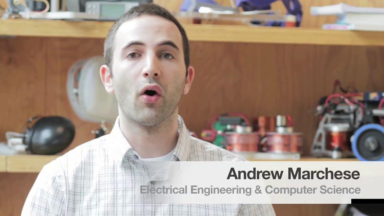 Autonomous, self-contained soft robotic fish at MIT