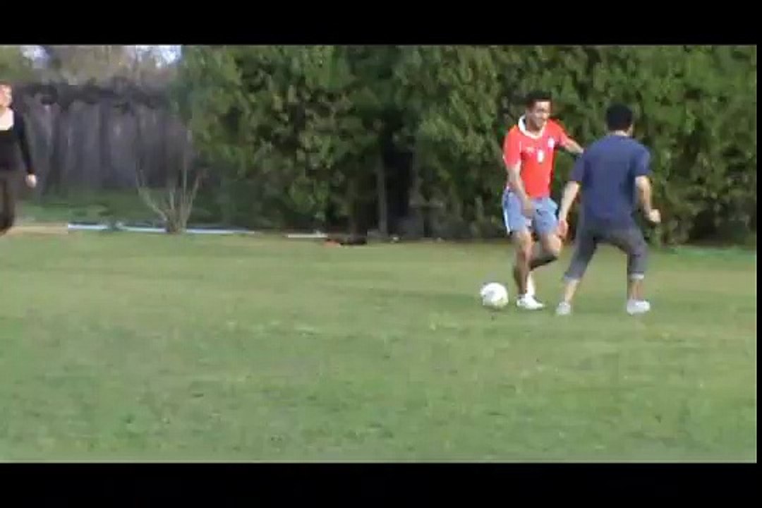 que Maricón, que Maricón! jajajajaja FOUL DESCARADO