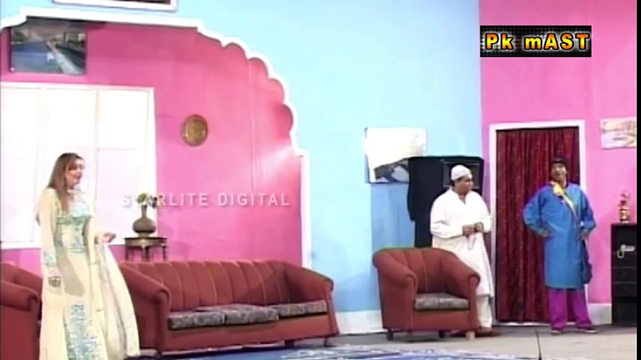 Nasir Chiyoti as Naik Shareef Haji and Megha BEST Stage Drama Full Funny Comedy Clip