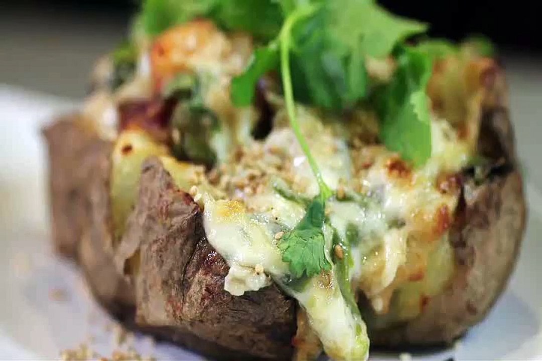 How To Make A Lobster and Clam Potato Boat