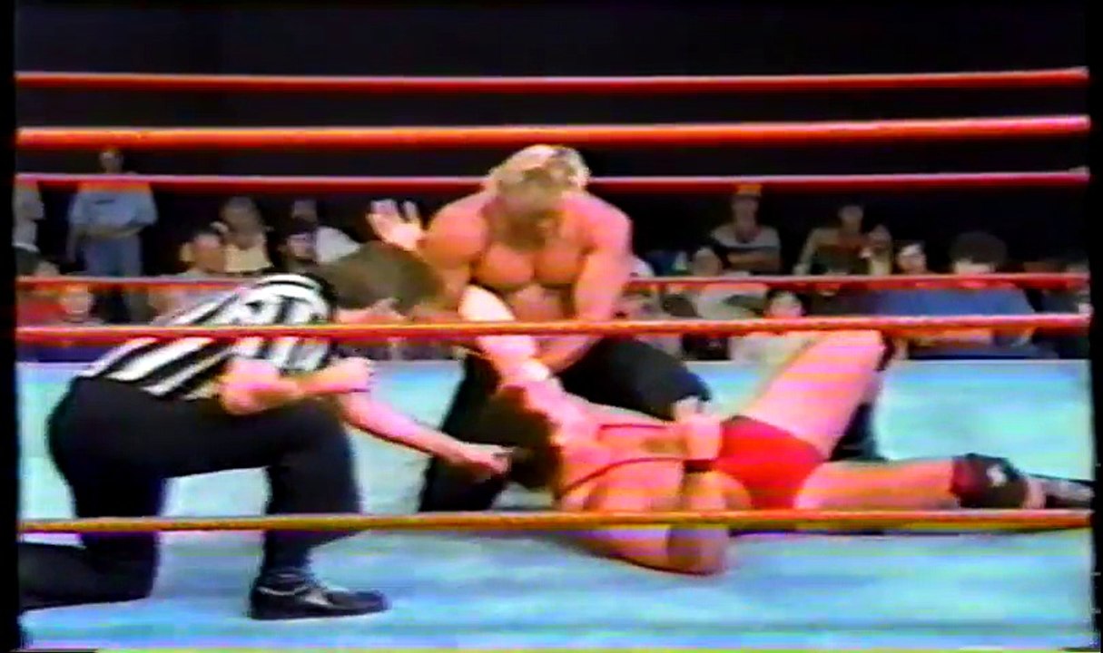 Soldat Ustinov vs Ace Brandon