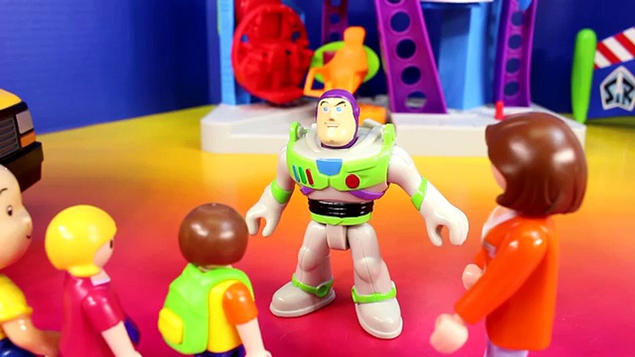 Wheels On The Bus Go Round and Round Nursery Rhymes Daniel Tiger Caillou Toy Story Buzz Lightyear