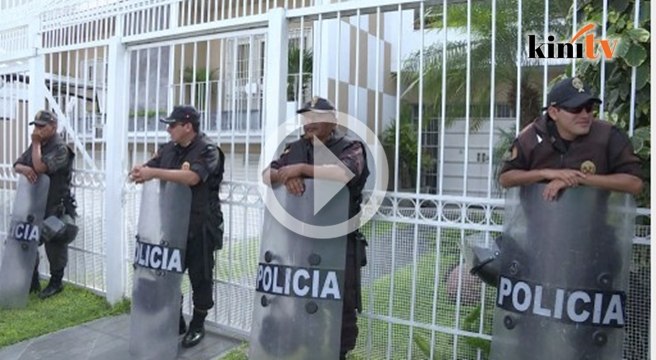 Tax authorities storm Panama firm subsidiary in Lima