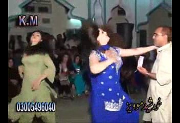 Gaddi Tu Manga Dy,Hot pakistani Mujra Song