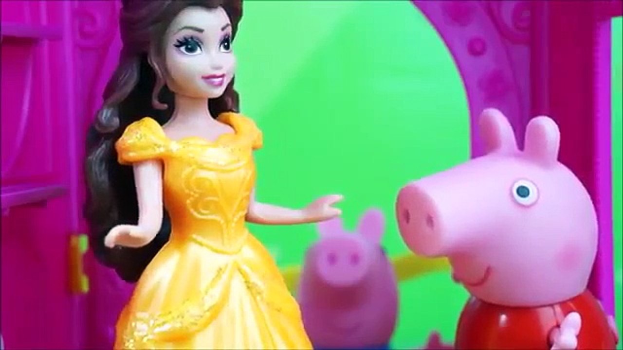PIG GEORGE E PEPPA PIG CONHECEM O QUARTO REAL DA PRINCESA BELA DISNEY! BRINQUEDOS KIDSTOYS
