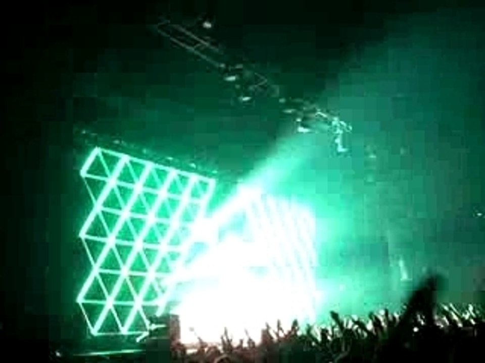 Les daft Live paris Bercy 14-06-07 bonne qualité