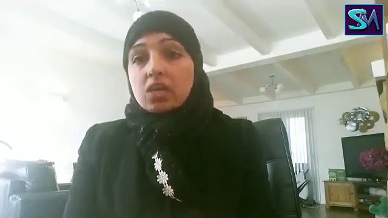 A Lady Insulting Maryam Nawaz Over doing Negative Campaigns against Shaukat Khanum Hospital.....