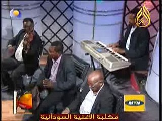 Tải video: نادر والمجموعة - العوبة - اغاني واغاني 2011