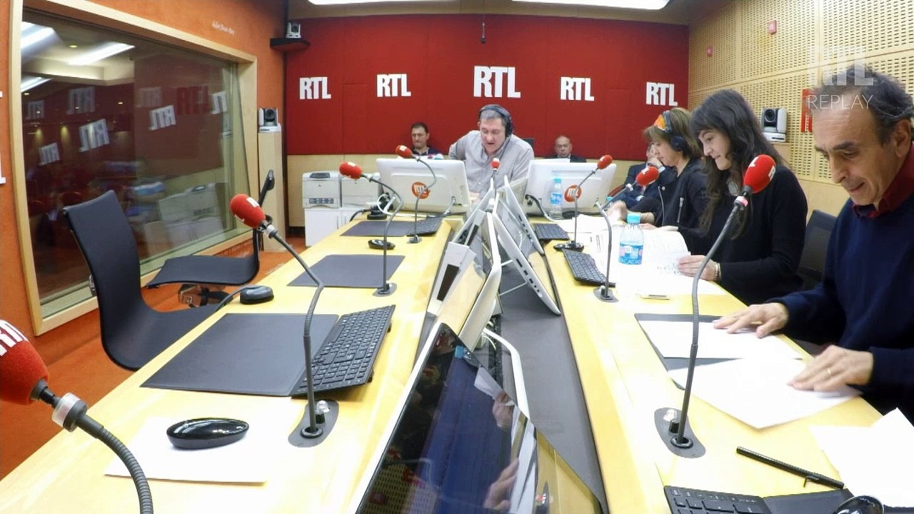 "Quand Emmanuel Macron épluche les oignons, François Hollande pleure", observe Éric Zemmour