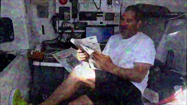 Gildas Morvan lit Ouest France