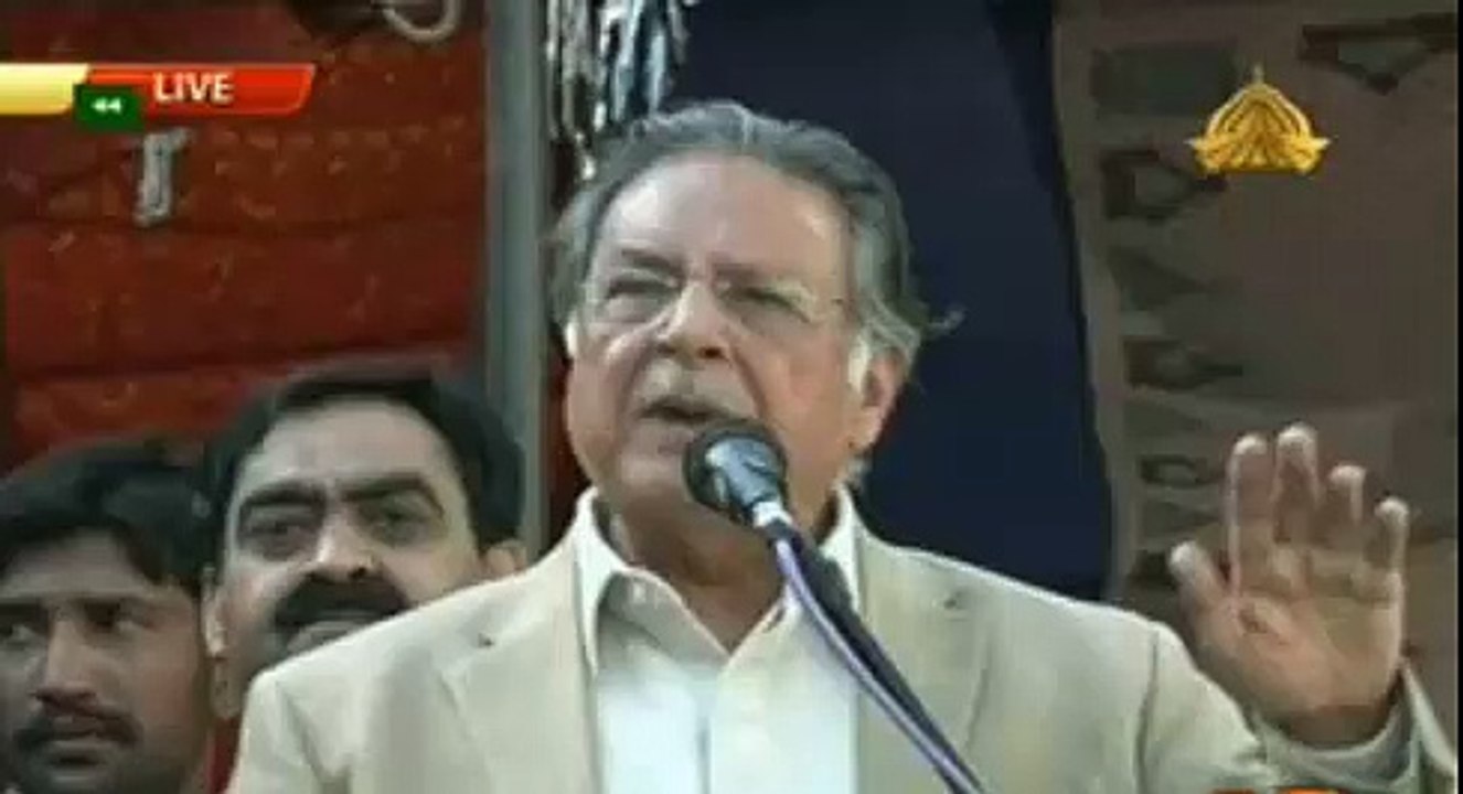 Pervaiz Rasheed personal attack on Imran Khan