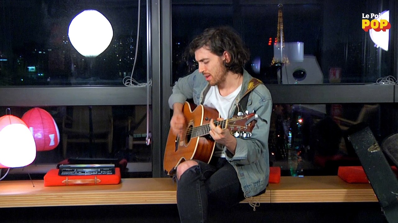 Jesse Mac Cormack reprend « Get Back » des Beatles.