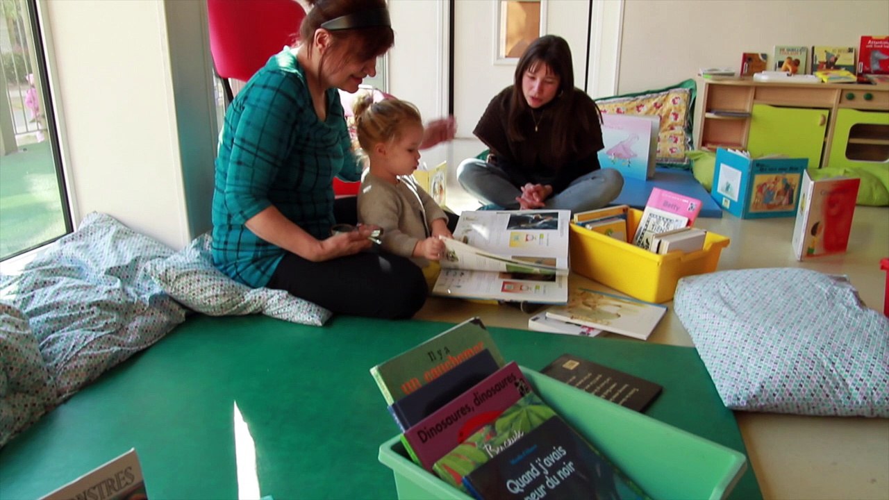 Lecture partagée à la crèche Schaeffer d’Aubervilliers