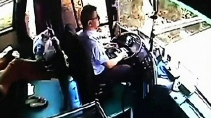 اس آدمی کی همت کو سلام