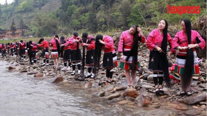 Chine: un village célèbre les très longues chevelures des femmes