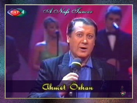 Ahmet ÖZHAN *Unutulmuş Ne Varsa Sevgiden Geri Kalan*