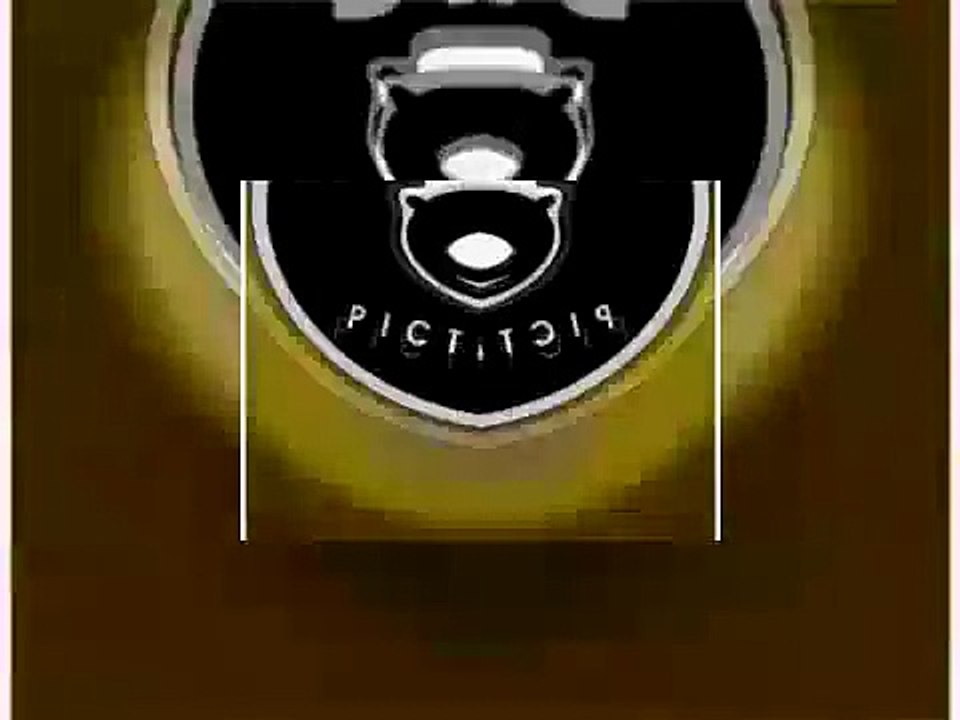 Spiffy Pictures in CoNfUsIoN singing Peppa Pig Theme Song