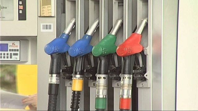 QEVERIA “LUFTE” ME KARBURANTET,HIQET LICENCA PER 40 SUBJEKTE,41 TE TJERA GJOBITEN LAJM