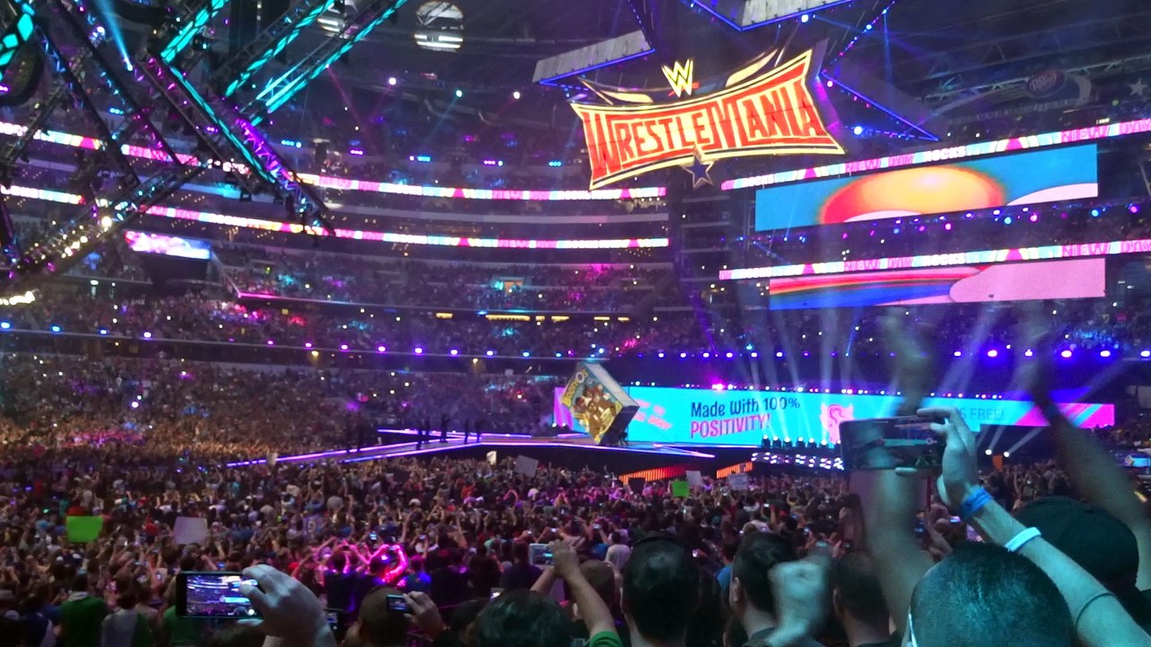WWE Wrestlemania 32 The New Day | Booty-O´s Entrance Live AT&T Stadium