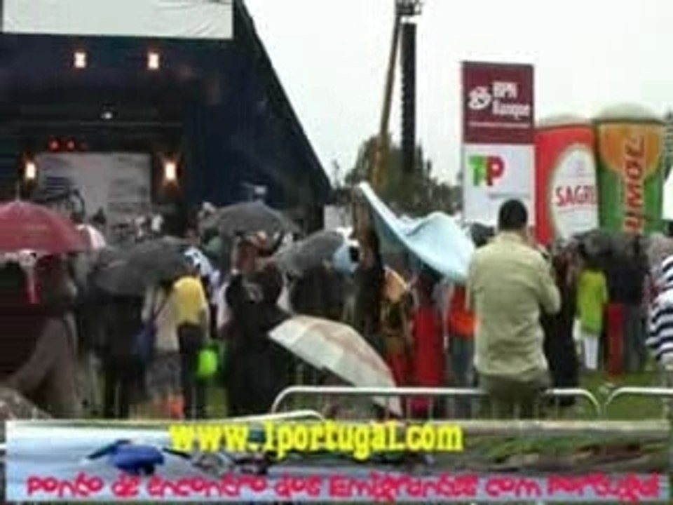 Santos e Pecadores em concerto em Paris N.6