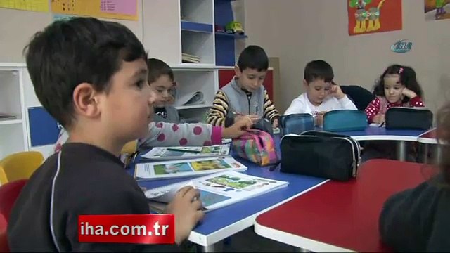 Görme engelliler braille alfabesi ile Kur’an-ı Kerim öğreniyor