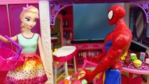 BARBIE GOES CRAZY Disney Princess & Spiderman Doll Parody with Frozen Elsa at Barbie Fashion Mall