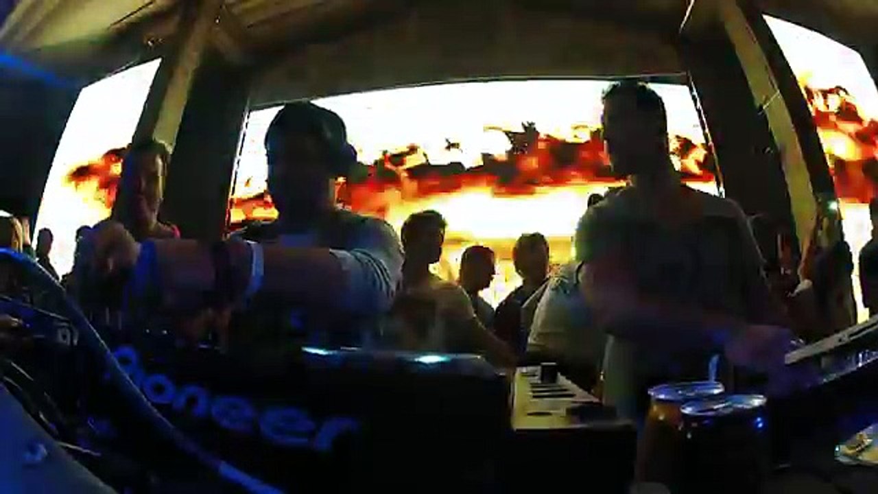 Hot Bullet  Live Music & Friends  17.08.2014  Set Completo 50