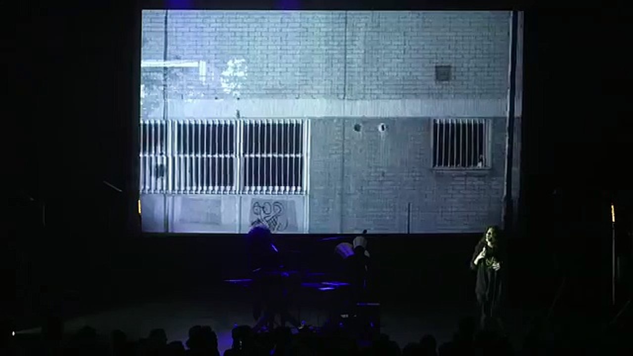 Ibeyi (full concert) - Live @ Trianon 31