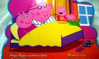 História da Peppa Pig , george , papai pig e mamãe pig .