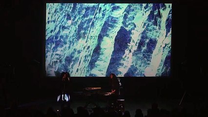 Ibeyi (full concert) - Live @ Trianon 47