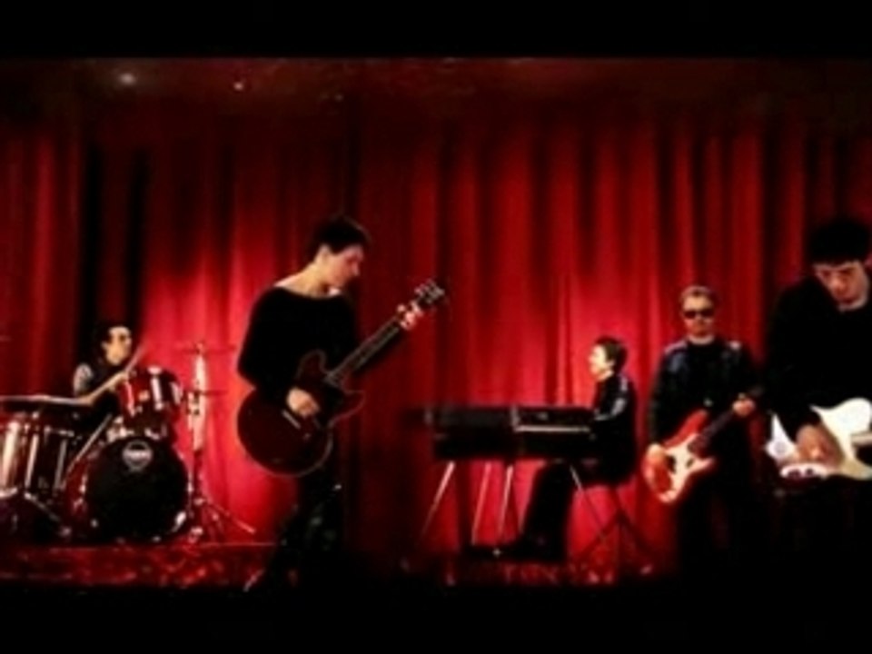 Indochine - Stef 2 (Videoclip - Version Non CensurÃ©e)