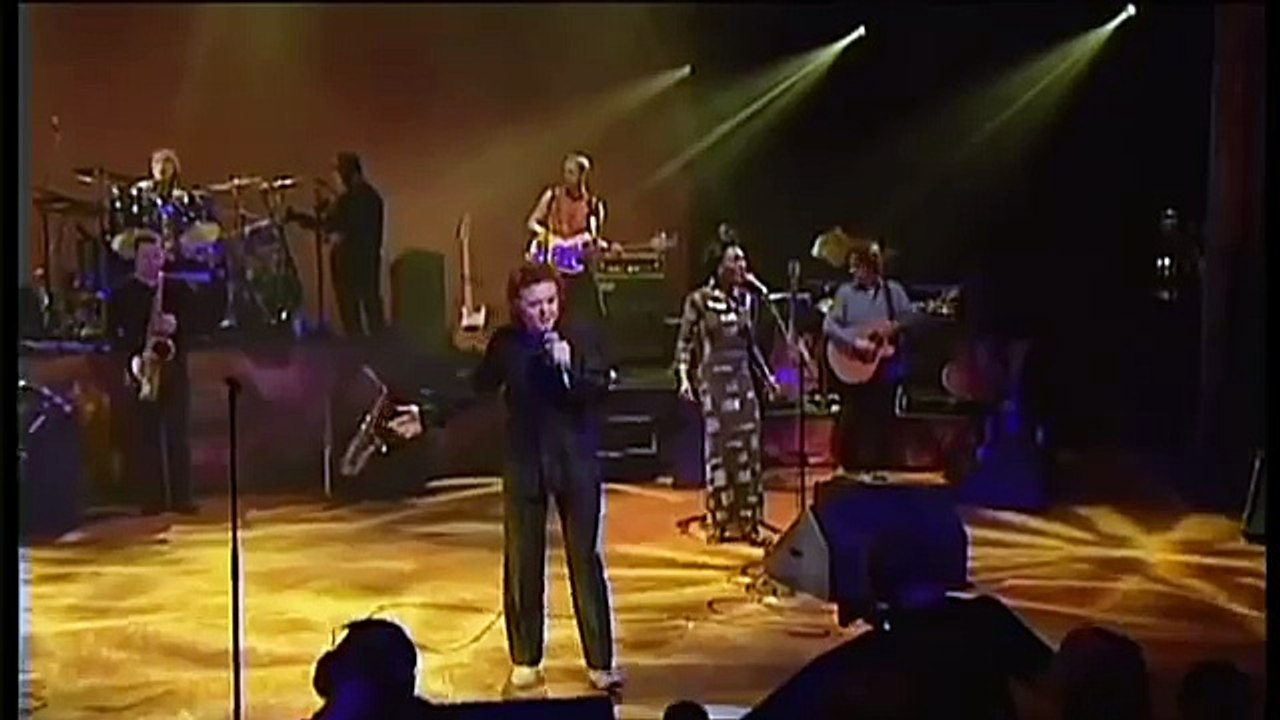 IN CONCERT '' SIMPLY RED '' LONDON 1998 9