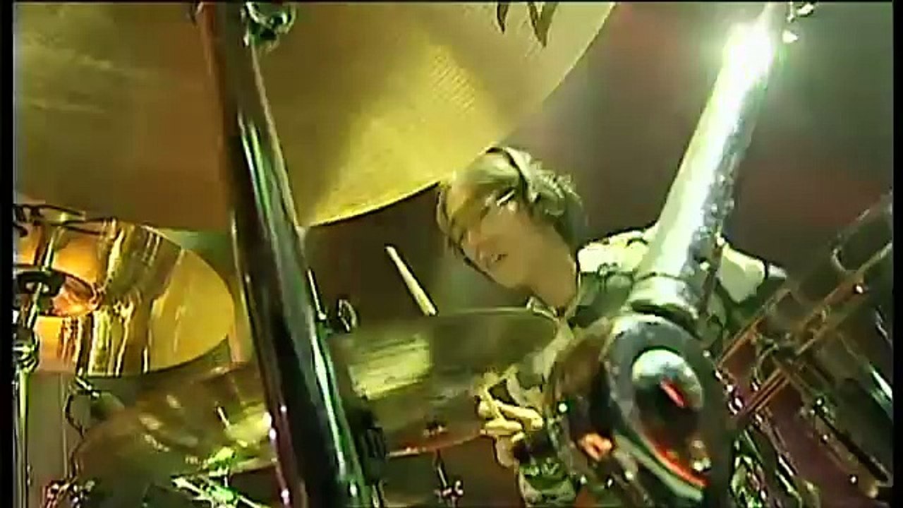 IN CONCERT '' SIMPLY RED '' LONDON 1998 17