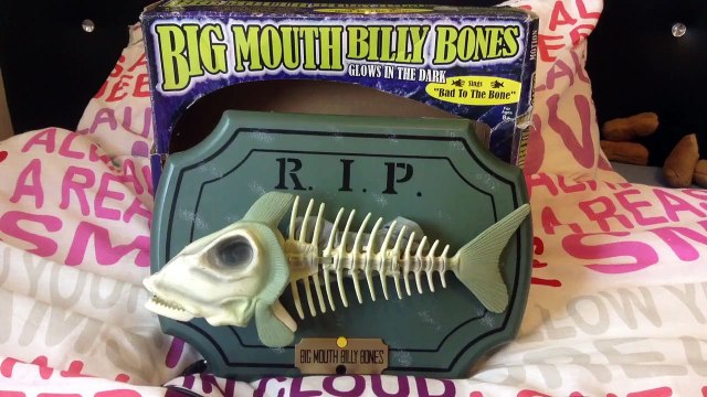 Big Mouth Billy Bones (Singing Skeleton Fish)
