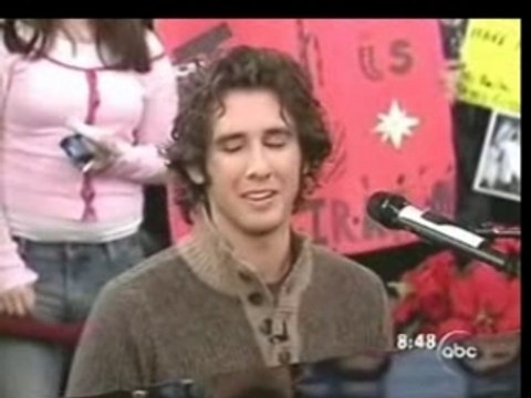 Josh Groban - Good Morning America (4)