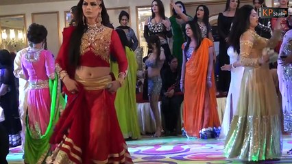 ISHQ DA LAGYA ROG WEDDING MUJRA DANCE 2016 - PAKISTANI WEDDING MUJRA -