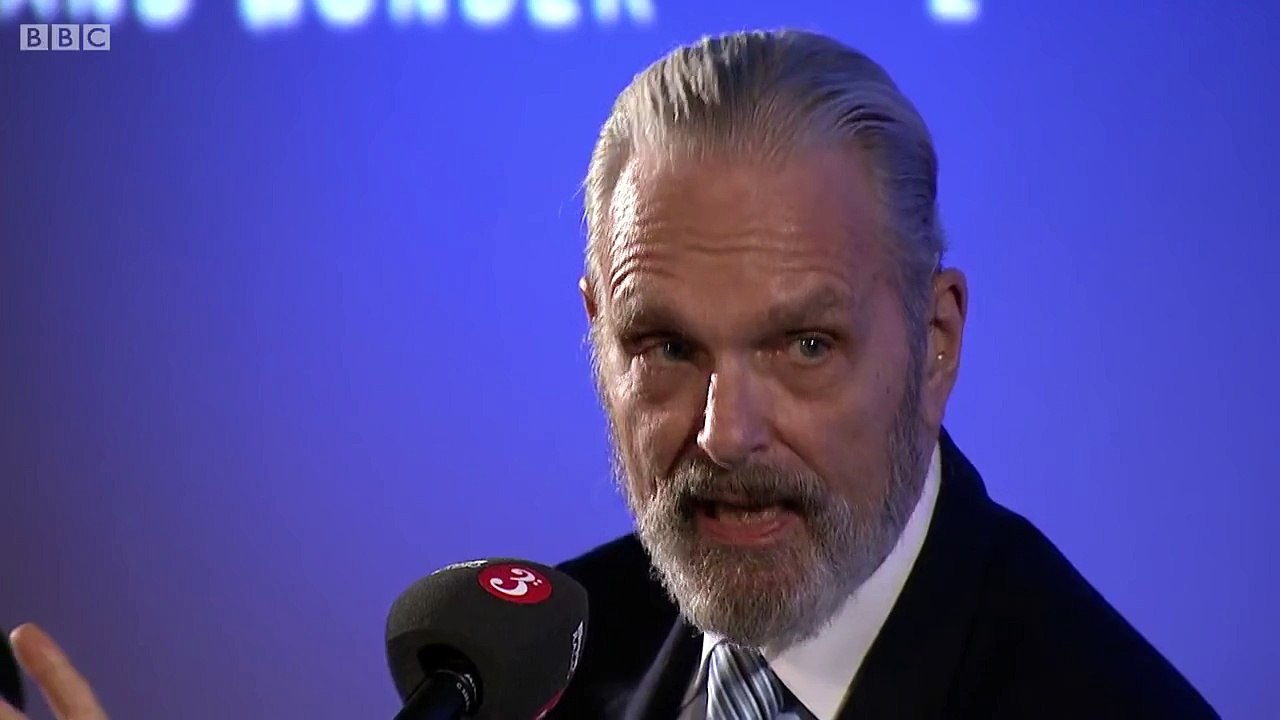 Stanley Kubricks 2001: A Space Odyssey - In Discussion (2014 BBC)