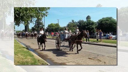 UN POQUITO DEL DESFILE GAUCHO, PATRIA GAUCHA 2012