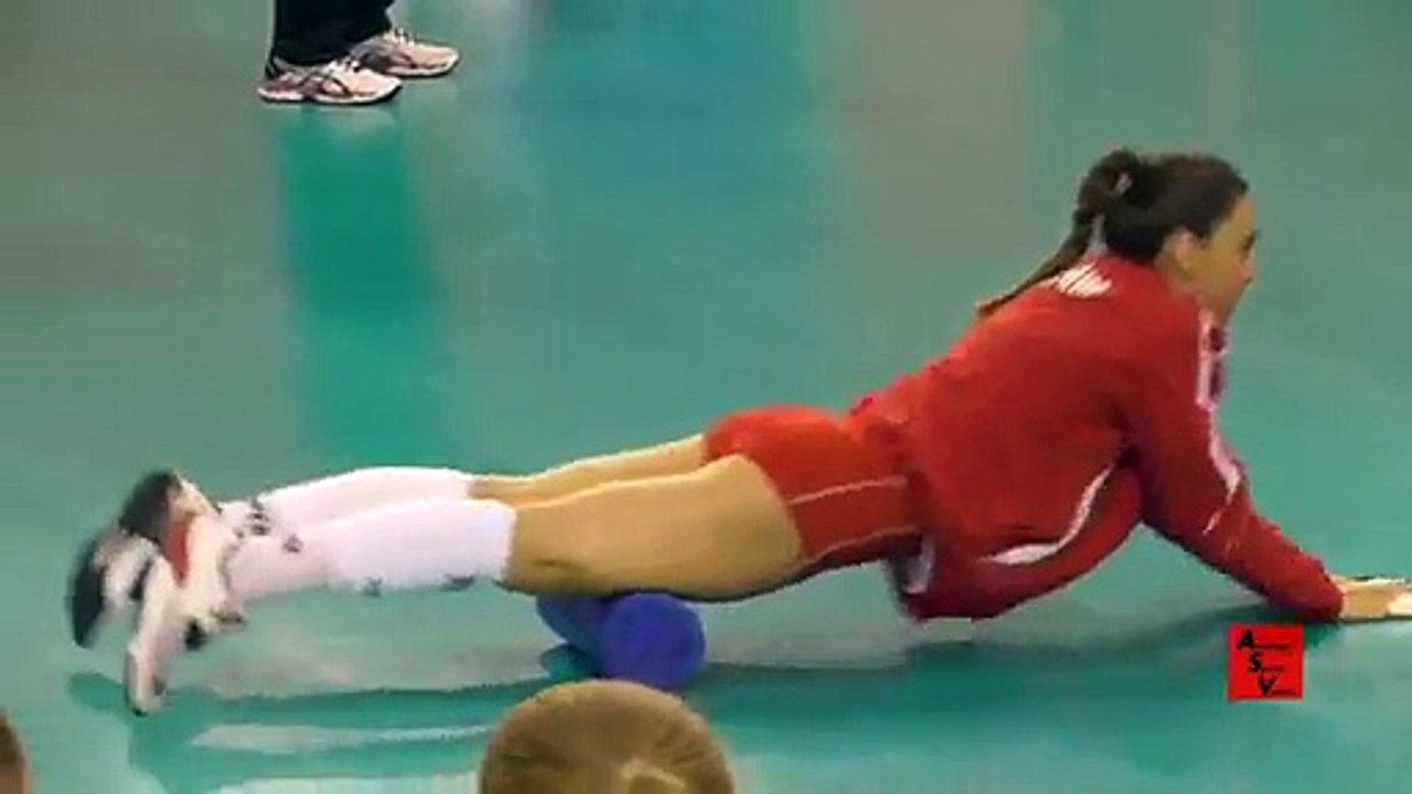 Cutez Volleyball Girl Funny Warmz Up & Stretchingz