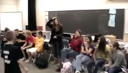 Break dancing kid-10years old shows 7th grader to dance