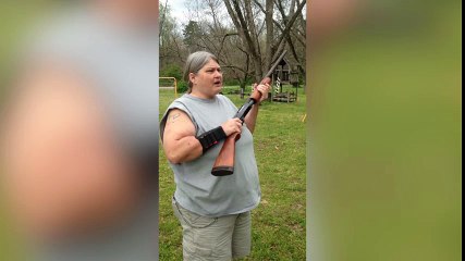 Una mamá de armas tomar fusila Iphone de sus hijos