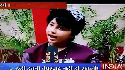 Yeh Hai Mohabbatein - 13th April 2016 Promo - ISHITA Ne Bulaayi Police & NIDHI Jail Jate Jate Bachi