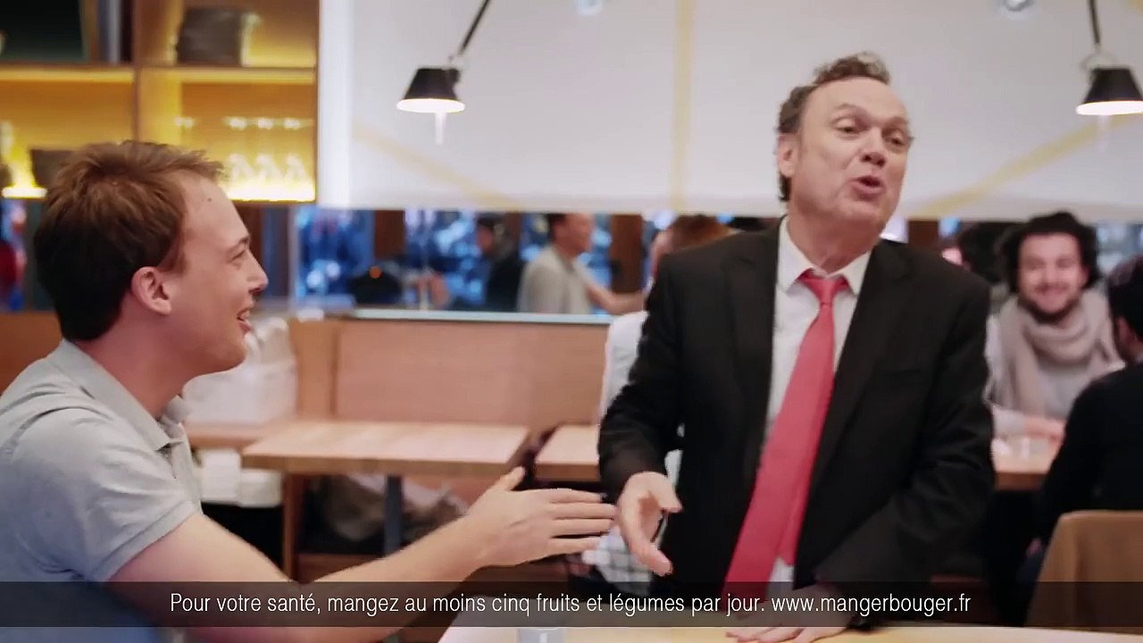 Julien Lepers revient à la TV pour une pub Volvic