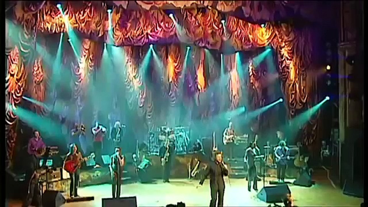 IN CONCERT '' SIMPLY RED '' LONDON 1998 26