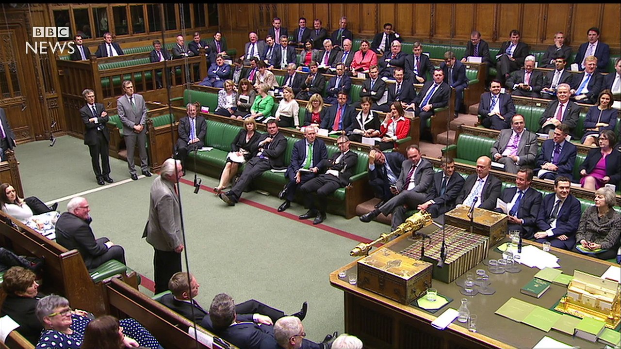 Dennis Skinner kicked out of Commons for calling David Cameron "dodgy Dave" - BBC News