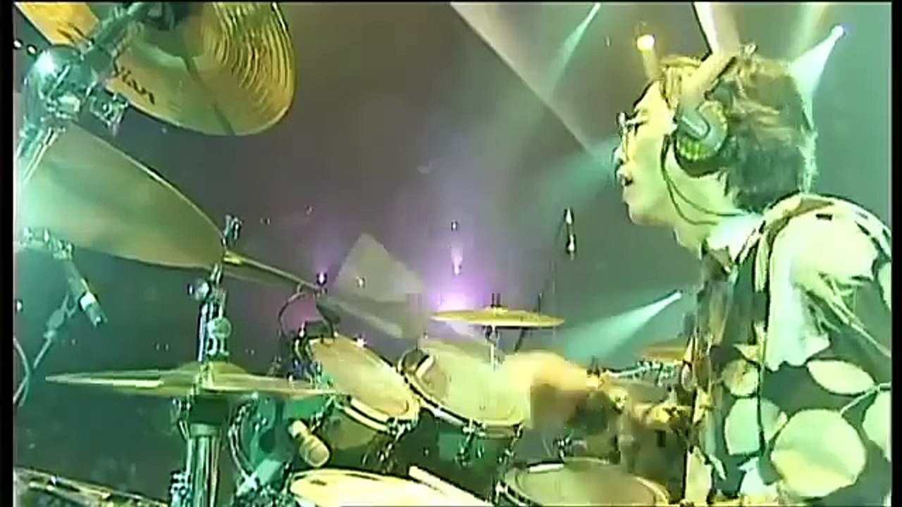 IN CONCERT '' SIMPLY RED '' LONDON 1998 43