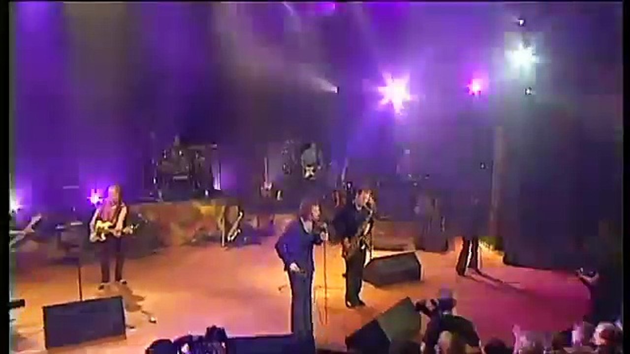 IN CONCERT '' SIMPLY RED '' LONDON 1998 48