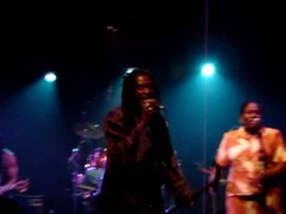 Everton Blender Cabaret sauvage paris