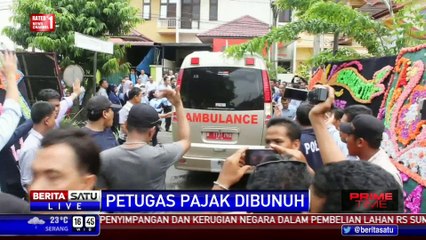 Descargar video: Dua Jasad Petugas Pajak Tiba di Medan