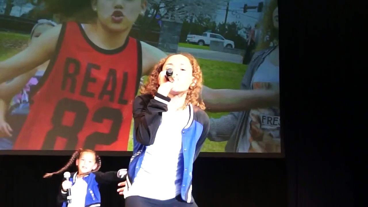 MattyB Ft. Haschak Sisters Clique (Live in Boston) Vidéo Dailymotion